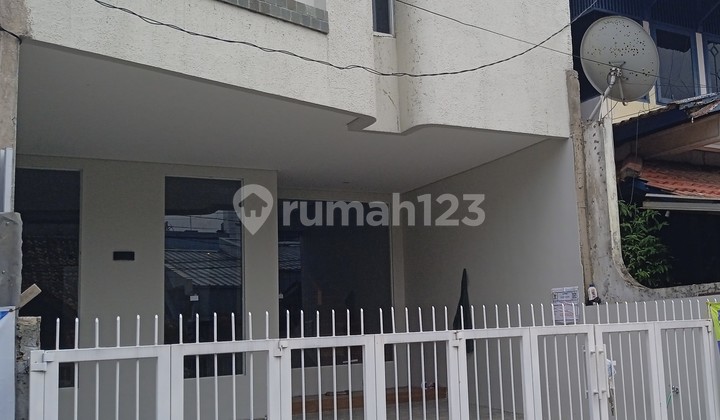 Rumah 2 Lantai Baru Di Buahbatu Kota 2