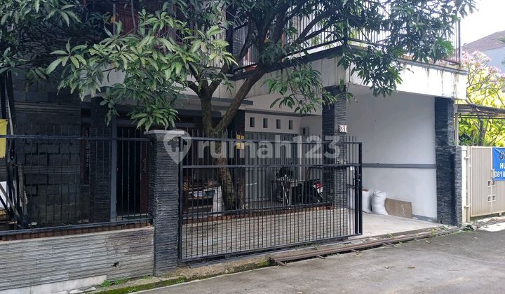 Rumah 2 Lantai Di Komplek Batu Indah Buahbatu Rumah 2 Lantai Di Komplek Batu Indah Buahbatu