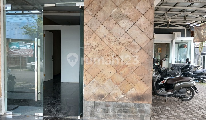 Ruang Usaha atau Kantor Lokasi Bagus