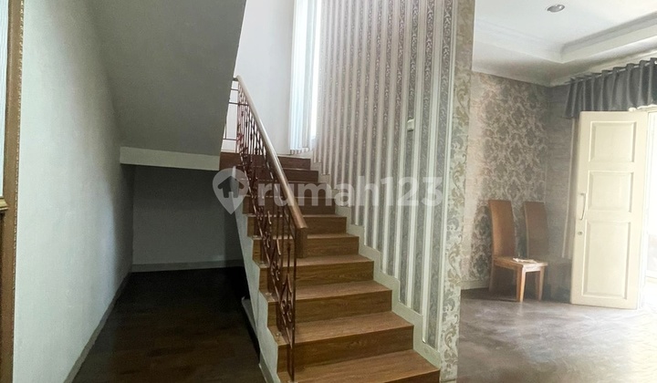 Rumah Bagus Cluster Emerald Mansion Lippo Cikarang 2