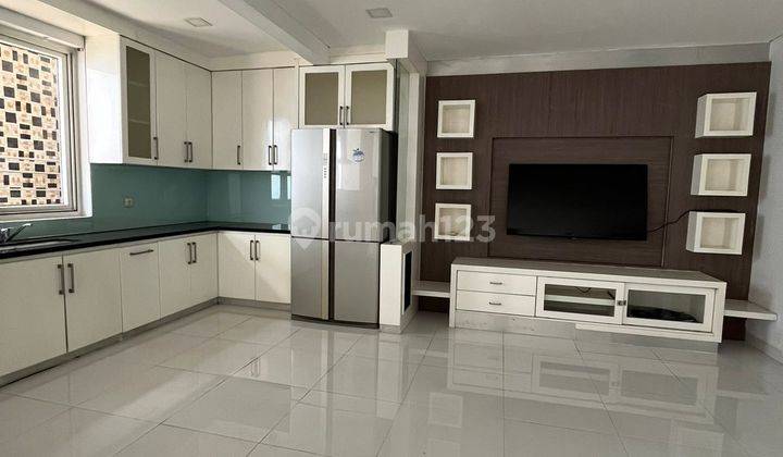 Disewakan Rumah Cluster Vasa Lake Vassa Residence Lippo Cikarang  1