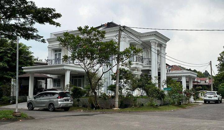 Dijual Rumah Mewah Cluster Taman Beverly Lippo Cikarang  1