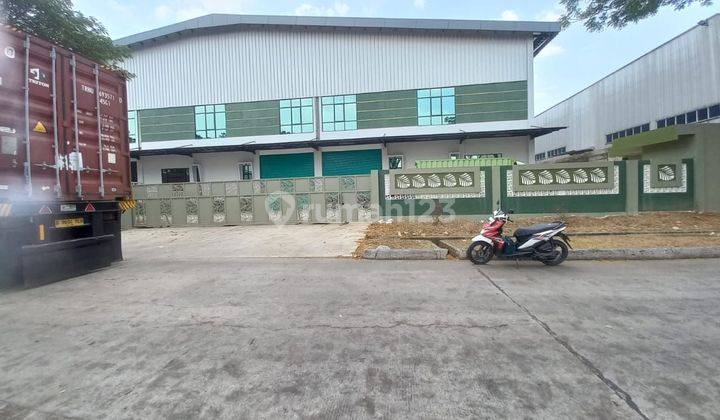 Disewakan Gudang Atau Pabrik Kawasan Industri Delta Silicon Cikarang  1