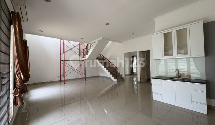 Dijual Rumah Cluster Taman Simpruk Lippo Cikarang Gbt58ts 2