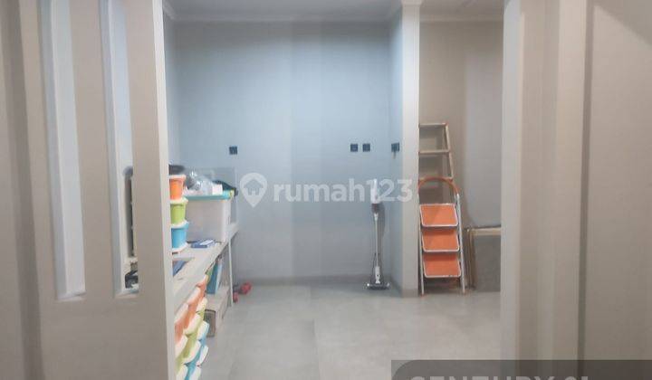 Rumah Cantik Siap Huni Di Depan Transmart Graha Raya 6091 1