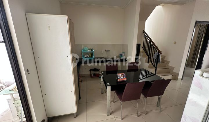 Disewa Cepat Rumah Bagus 2 Lantai Furnished di Green Lake City 2