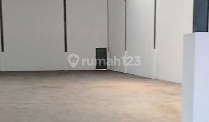 Disewakan Gudang Bagus Luas Bangunan 300 M2 di Pantai Indah Kapuk