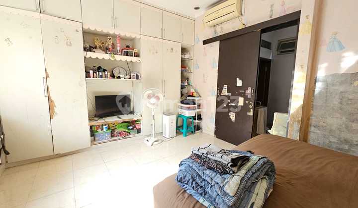 Dijual Rumah 2 1/2 Lantai di Tanjung Duren, Jakarta Barat 2