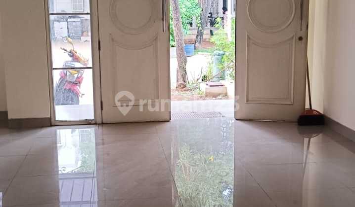 For Rent or Sale 2-Story House, West Europe Cluster, Green Lake City