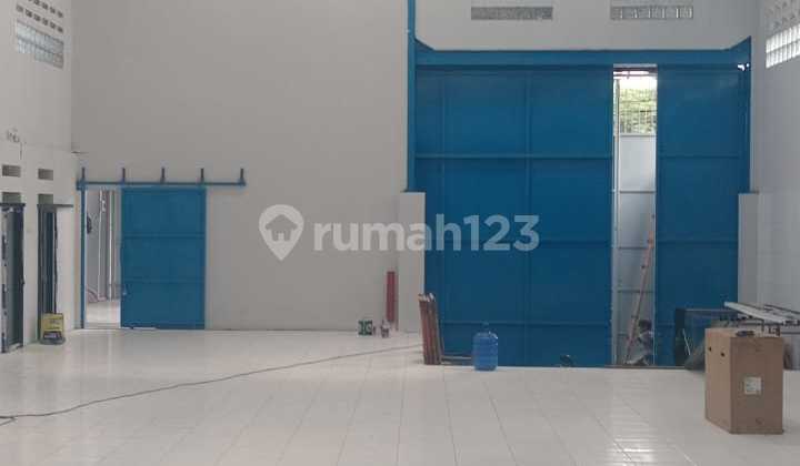 Disewakan/ Dijual Gudang Baru dan Kantor Siap Pakai Kapuk Kamal, Jakarta Barat