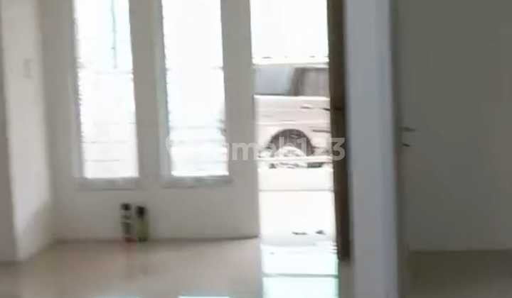 DIKONTRAKKAN / DISEWA RUMAH KOSAMBI UK 8 X 15, JAKARTA BARAT 2