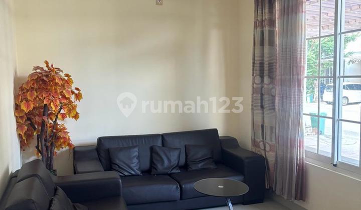 DIJUAL RUMAH WEST EUROPE FULL FURNISHED 2 LANTAI GREEN LAKE CITY