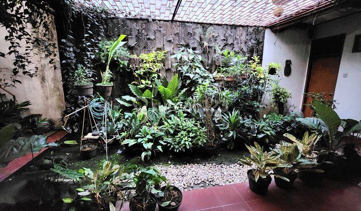 DIJUAL RUMAH 2 LANTAI SEMI FURNISH DI CIPULIR, JAKARTA SELATAN 1