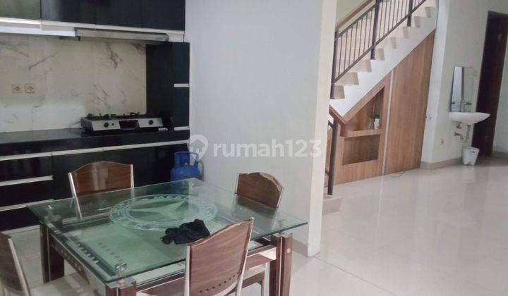 Rumah full furnish dekat Transmart, universitas ternama,Starbuck 1