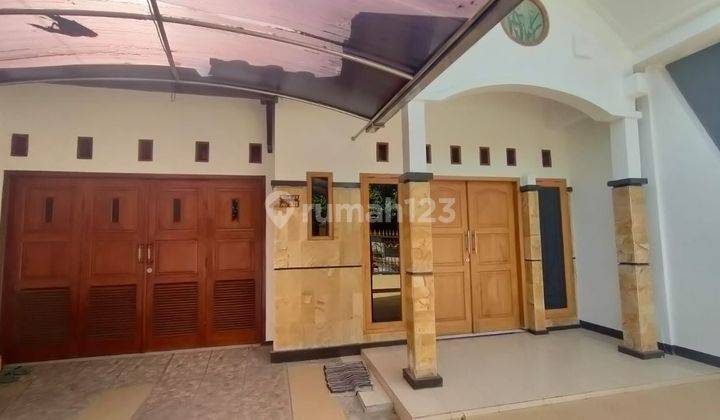 Rumah siap huni semi furnish lokasi dekat dengan fasilitas fav  1