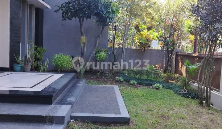 Dijual Rumah Mewah Kawasan Elit Favorit Batununggal Indah  1
