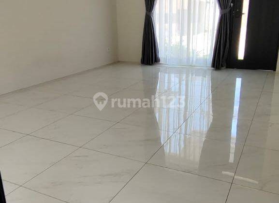 Siap Huni Rumah Barus 3 Ac Dg Gordyn Blkg Dapur Sdh Tutup Kanopy Dan Ada Taman  1