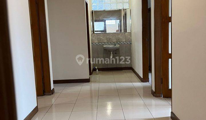 Disewakan Rumah 2 Lantai luas dan terawat di Cikutra baru  14