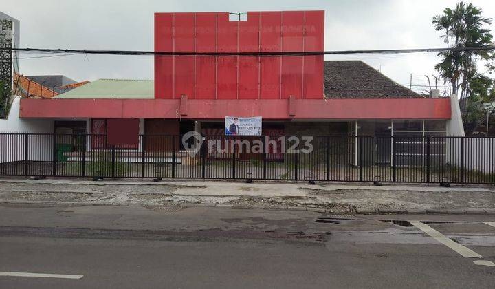 Disewakan Bangunan Komersial Jalan Kartini Lokasi Strategis Pusat Kota. Cocok Untuk Segala Usaha 1