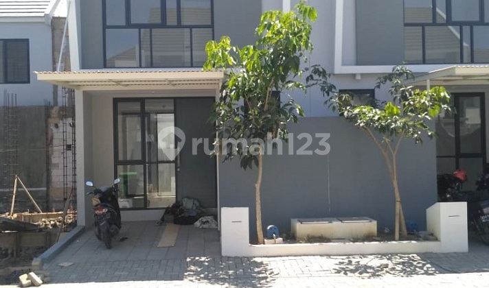 Royal Residence Serenade - New Minimalist, Near Club House