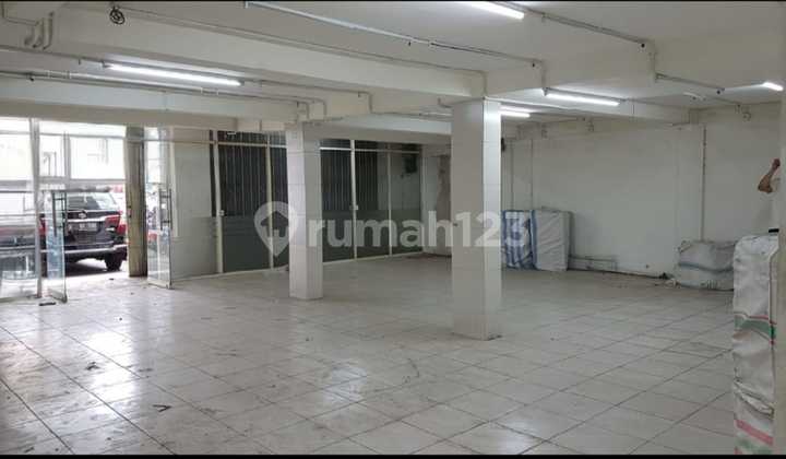 Rent for Teluk Gong Shop House, Crowded and Sweetly Profitable