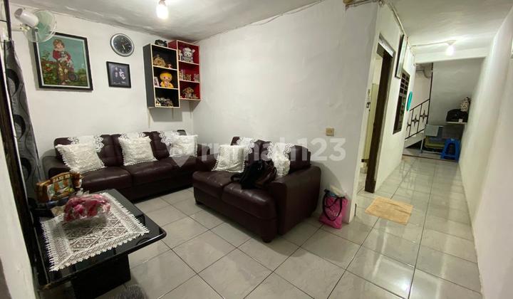 Rumah Kota di Jual Murah Dibawah Pasaran dan Dekat Jalan Besar 2