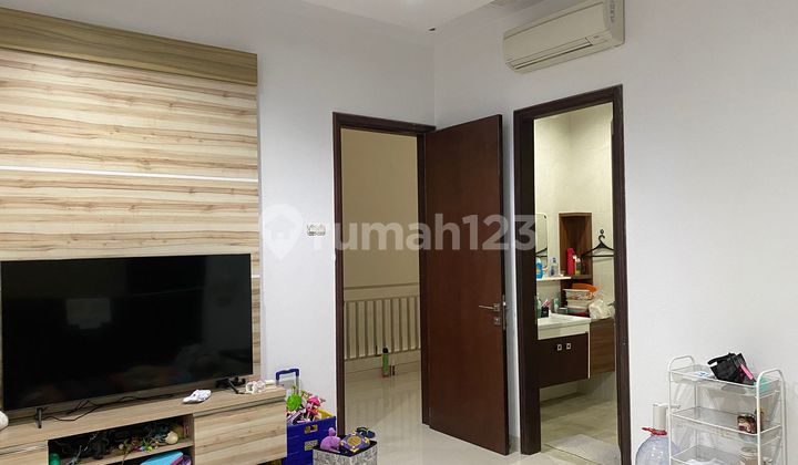 Dijual Rumah di Manyar Permai 2