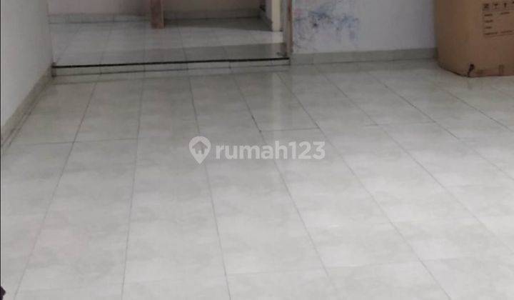 sewa murah rumah hoki ekonomis buat pasangan muda di muara karang 2