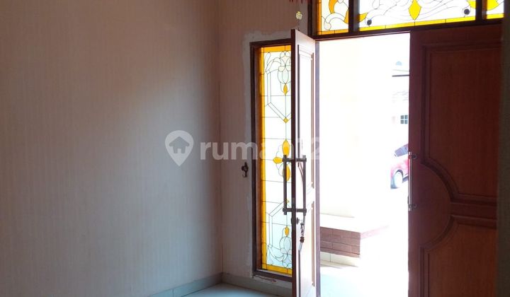 Jual / sewa Rumah cendana Golf Raya 2,5 lantai 2