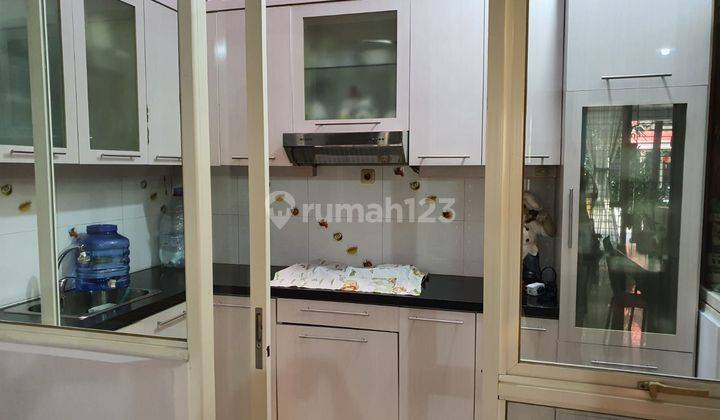 Sewa rumah minimalis di Grand Puri Grisenda PIK 2