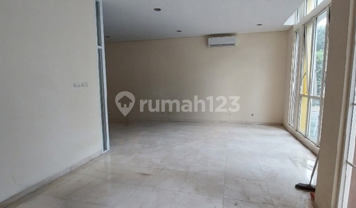 Jual Rumah Bagus Crown Golf Pantai Indah Kapuk 2