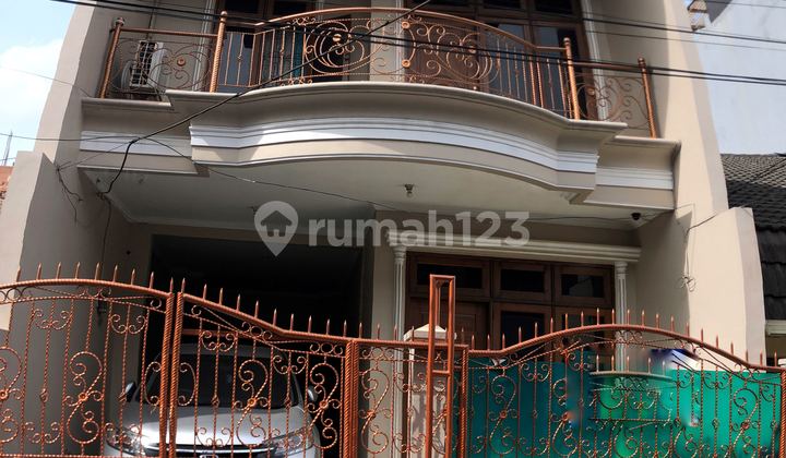 Rumah Kost Termurah Tanjung Duren Hanya 2Man Lebar Jalan 2 Mobil