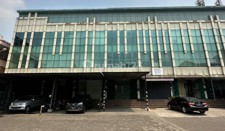 Ruko Greenvil Maisonet Modern Lebar 5 Aman Cocok Jadi Kantor 1