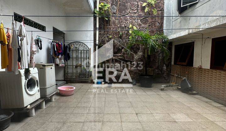 Rumah luas 600m2 duri kepa jalanan lebar jarang ada 2