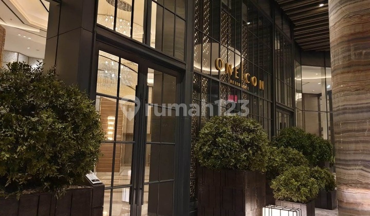 Luxury Apartments Direct Access to Mall Tunjungan Plaza One Icon 2