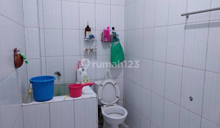 Rumah 2 Lantai Livia Garden Mitra Raya Dijual  12
