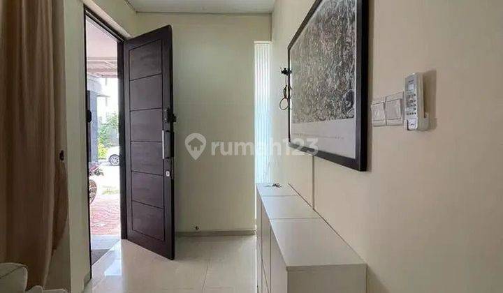 Rumah 2 Lantai Royal Grande Full Furnished  14