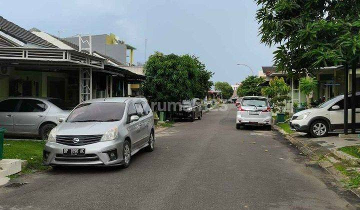 Rumah 1,5 Lantai Beverly Green Dijual Cepat 8