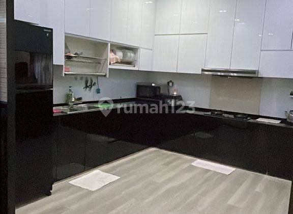 Rumah 3 Lantai Victory Residence Furnished Dijual Cepat 4