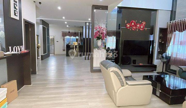 Rumah 3 Lantai Victory Residence Furnished Dijual Cepat 5