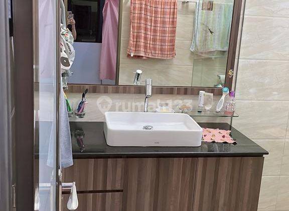 Rumah 3 Lantai Victory Residence Furnished Dijual Cepat 15