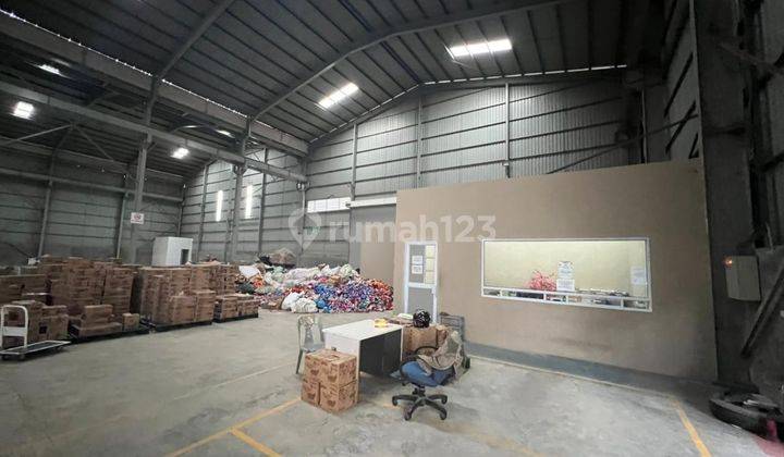 Disewakan Gudang Batu Ampar Di Jalan Tenggiri Full Renovasi 4