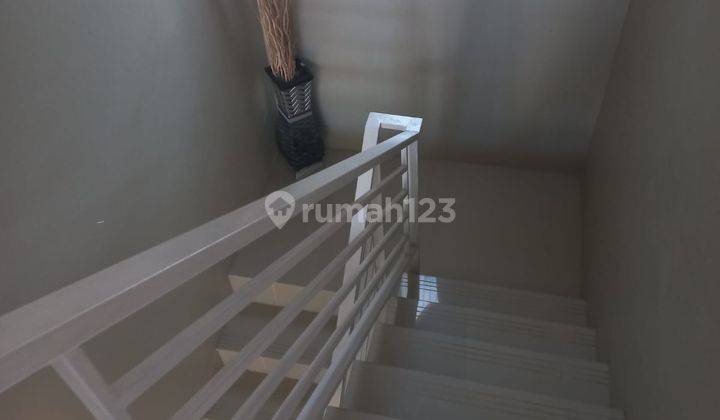 Disewakan Rumah 2 Lantai Perumahan Cipta Land Cluster Kamboja  4