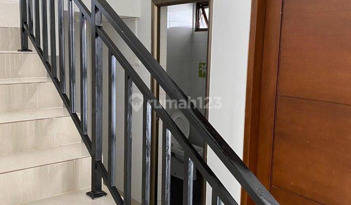Rumah 2 Lantai Grand Orchid Disewakan Kosongan 4