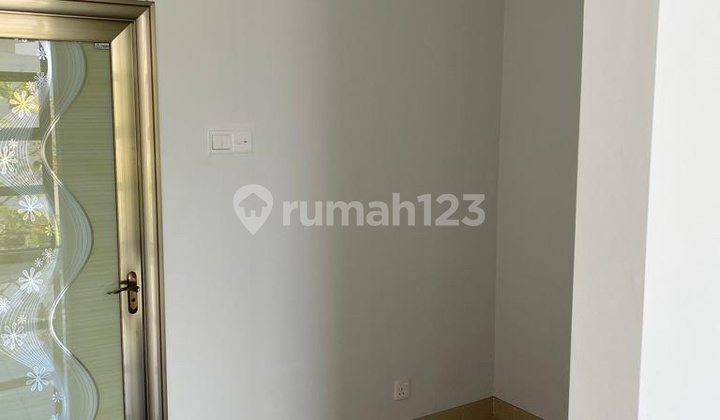 Rumah 2 Lantai Grand Orchid Disewakan Kosongan 9