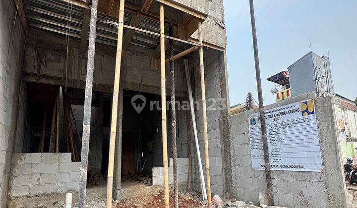 Town House 2 Lantai Di Tengah Perkantoran Cawang Di Condet 2