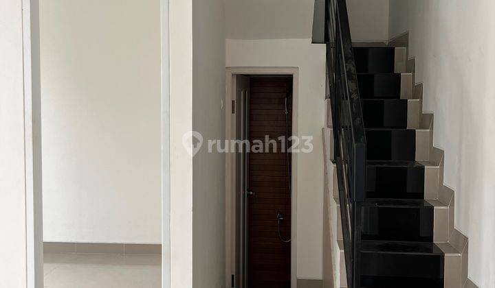 Rumah Baru Siap Huni Free Kitchen Set, 2 Carport Di Jatiwaringin 2