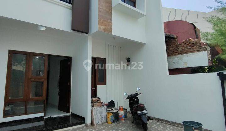 Rumah Baru Bonus Kitchen Set Di Komplek Pondok Bambu 1