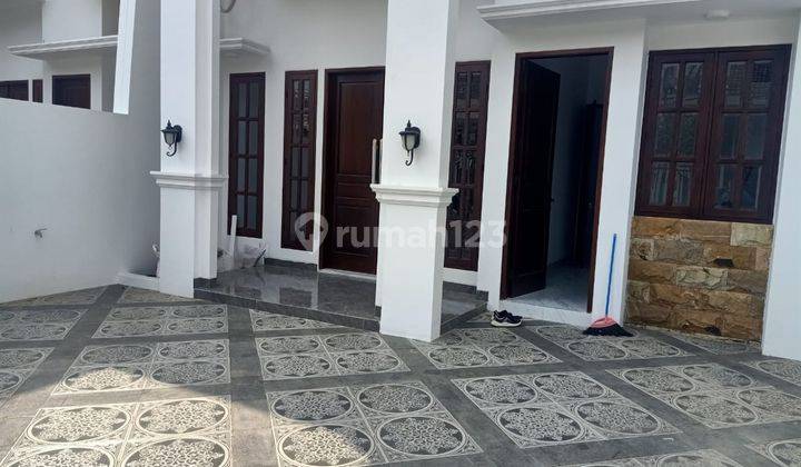 Rumah Baru Modern Clasic Di Komplek Duren Sawit Jakarta Timur 2