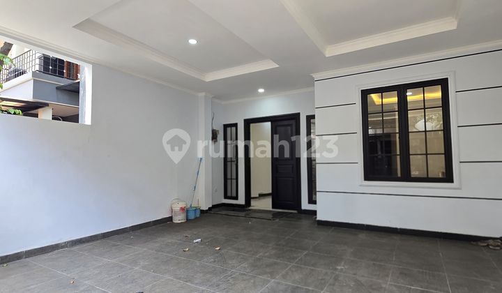 Rumah Baru Dengan 2 Carport Di Kav Dki Pondok Kelapa 2